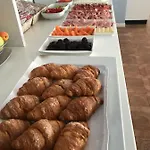 Domingo 3* Τζεσόλο Λίντο