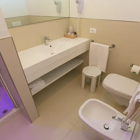 Domingo Отель Лидо-ди-Езоло